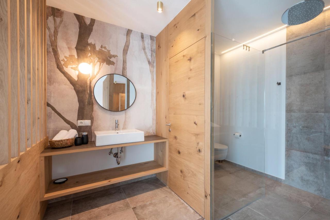 Villa Montis Exclusive Holiday Apartments In Eppan With Spectacular Views Of Dolomites And Bolzano Area Appiano Sulla Strada Del Vino Luaran gambar