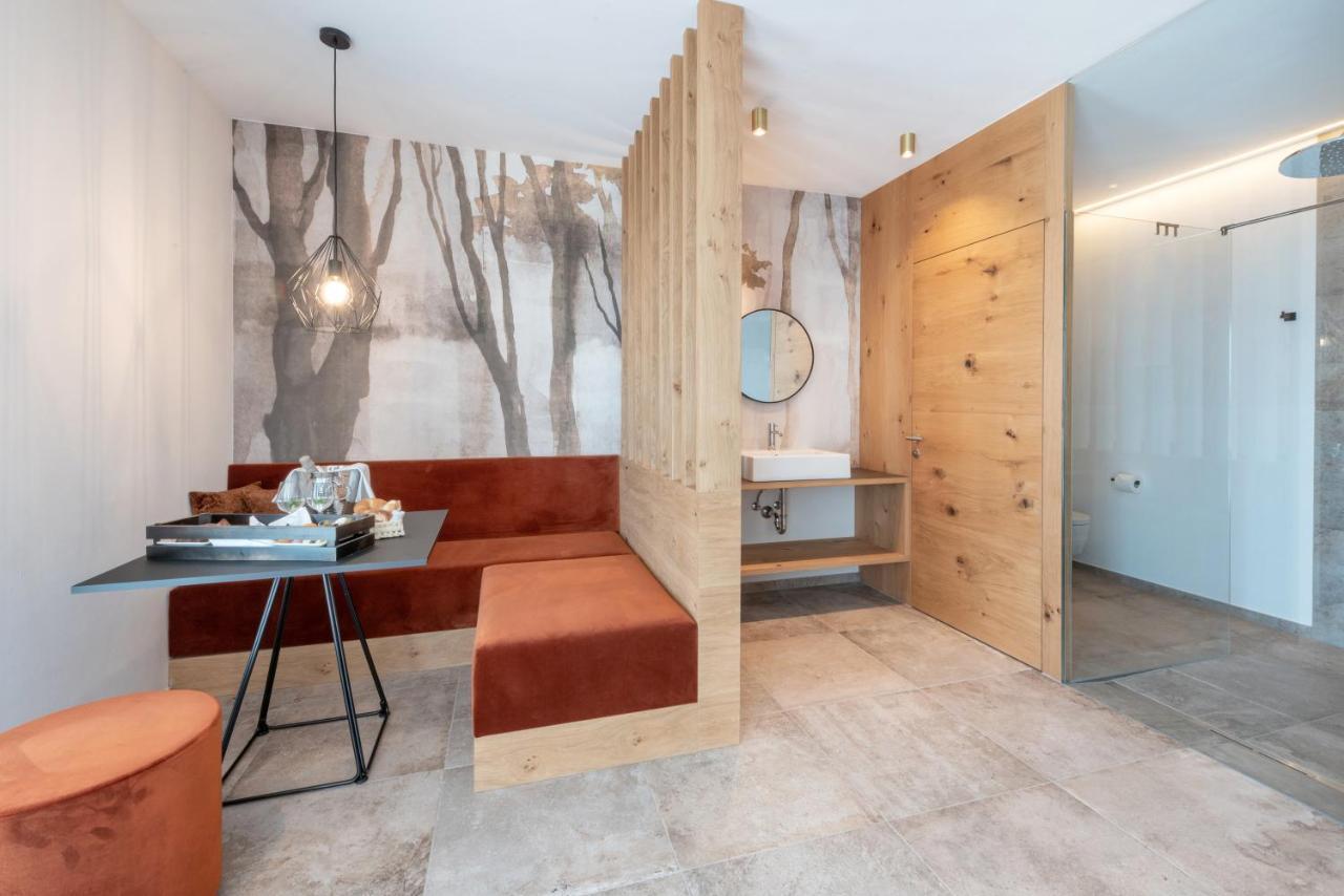 Villa Montis Exclusive Holiday Apartments In Eppan With Spectacular Views Of Dolomites And Bolzano Area Appiano Sulla Strada Del Vino Luaran gambar