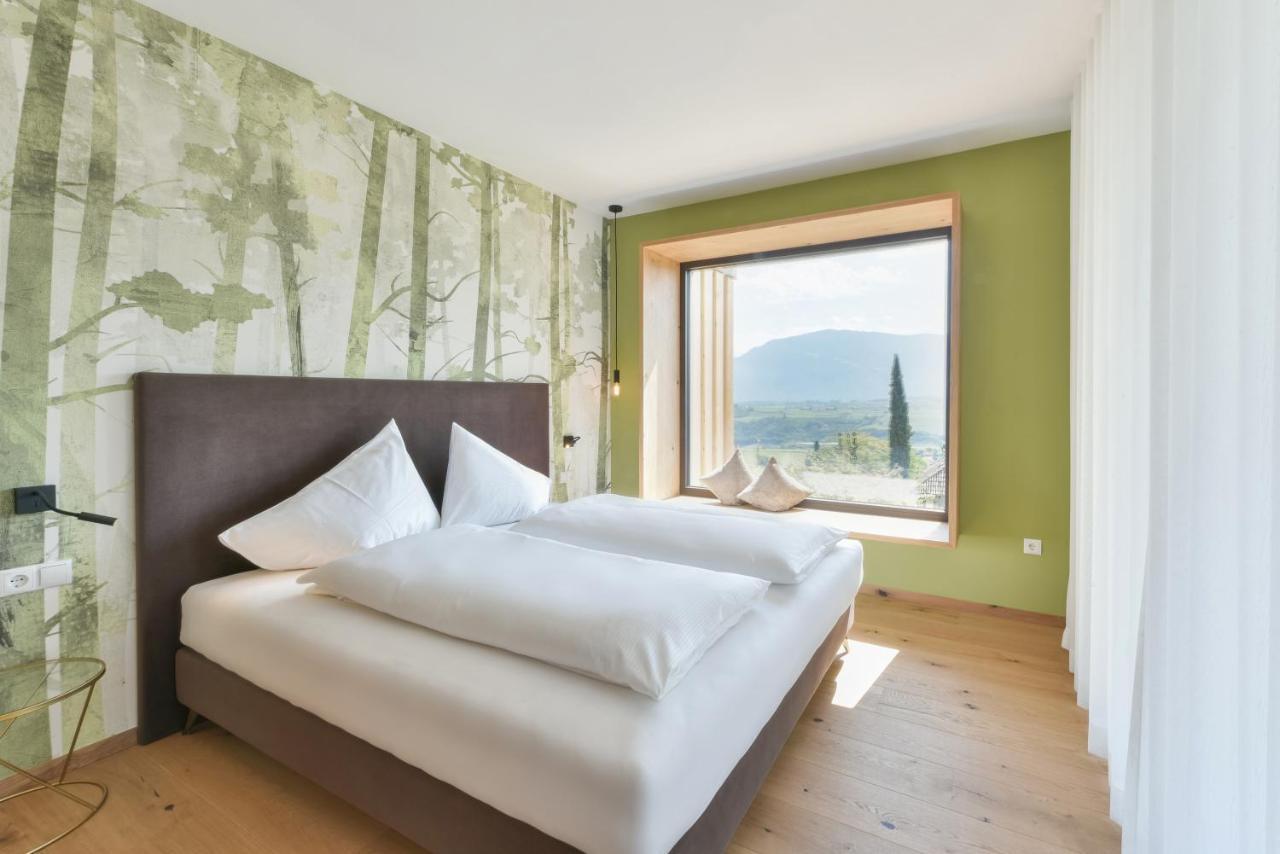 Villa Montis Exclusive Holiday Apartments In Eppan With Spectacular Views Of Dolomites And Bolzano Area Appiano Sulla Strada Del Vino Luaran gambar