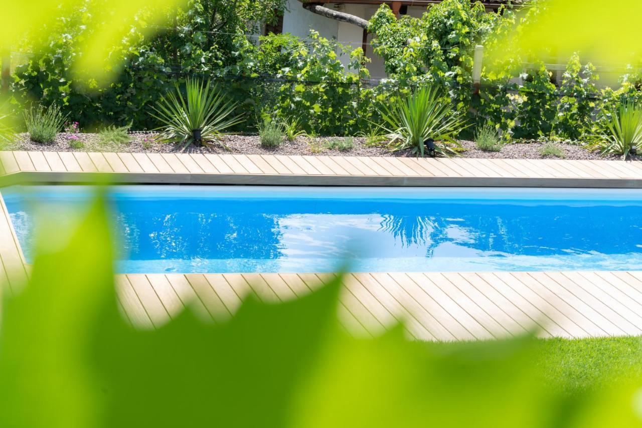 Villa Montis Exclusive Holiday Apartments In Eppan With Spectacular Views Of Dolomites And Bolzano Area Appiano Sulla Strada Del Vino Luaran gambar
